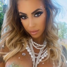 Порнозвезда Marika Milani