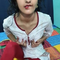 Порнозвезда YOUR PRIYA